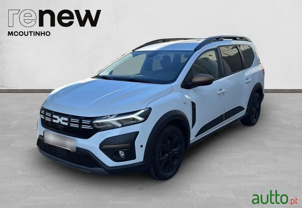 2023' Dacia Jogger photo #1