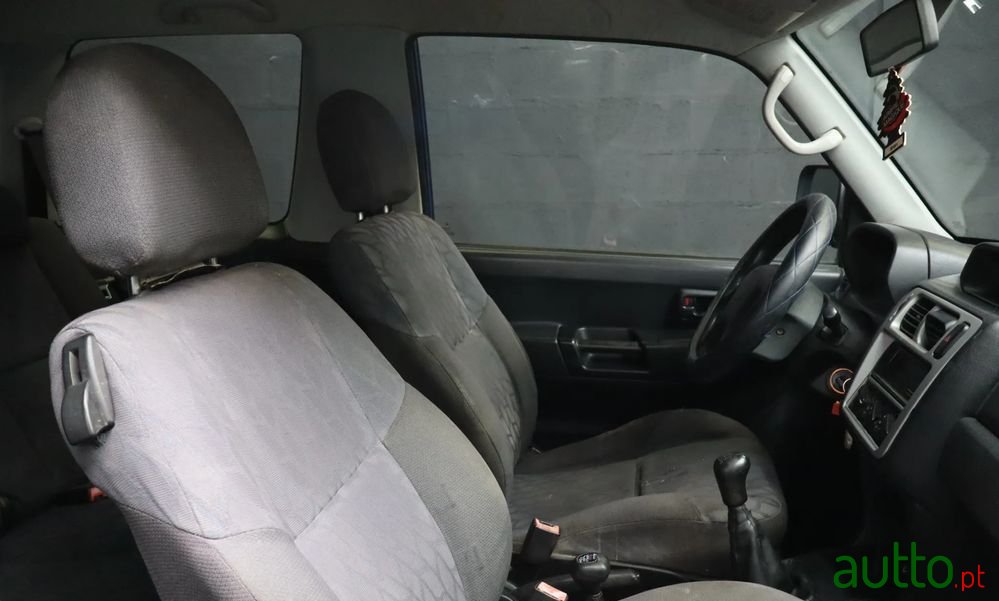 2000' Mitsubishi Pajero Pinin photo #5