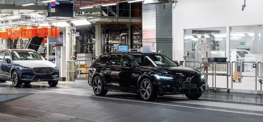 The Last Big Volvo Wagon Is Gone For Good