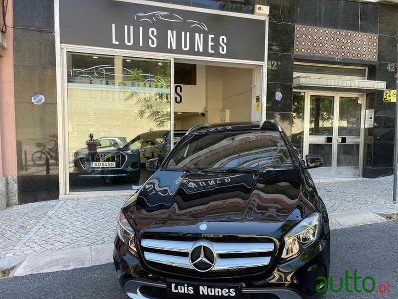 2015' Mercedes-Benz Gla 180 photo #4