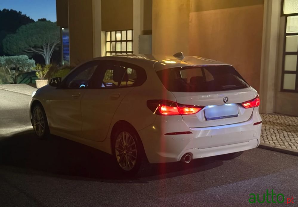 2021' BMW Série 1 photo #4