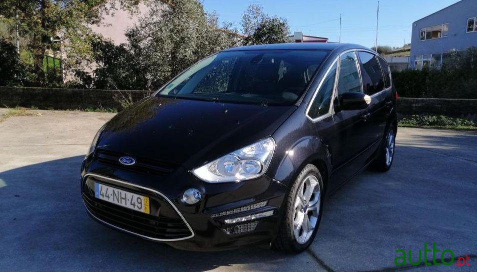 2012' Ford S-Max photo #4