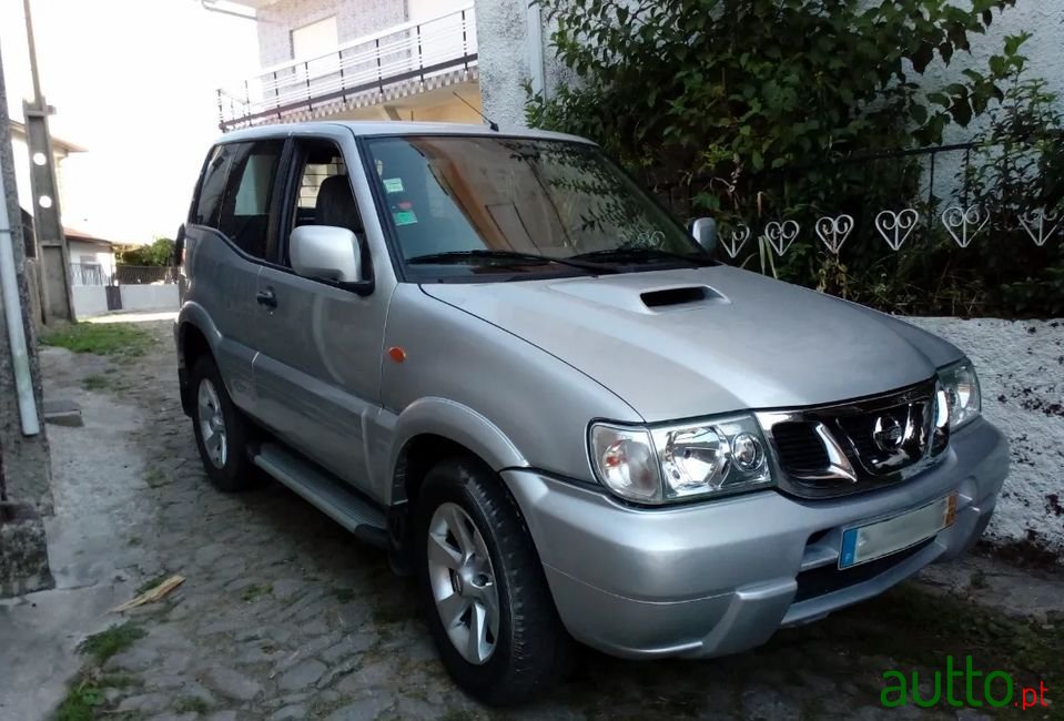 2005' Nissan Terrano photo #2