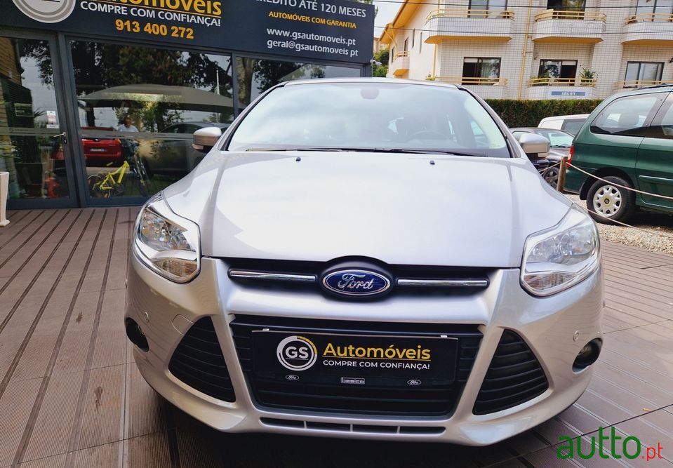 2013' Ford Focus photo #3