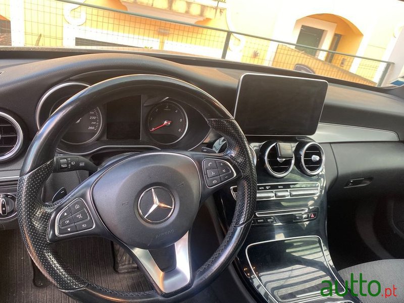 2015' Mercedes-Benz C-250 photo #4