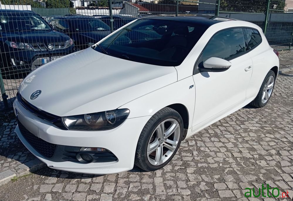 2010' Volkswagen Scirocco 2.0 Tdi R-Line photo #1