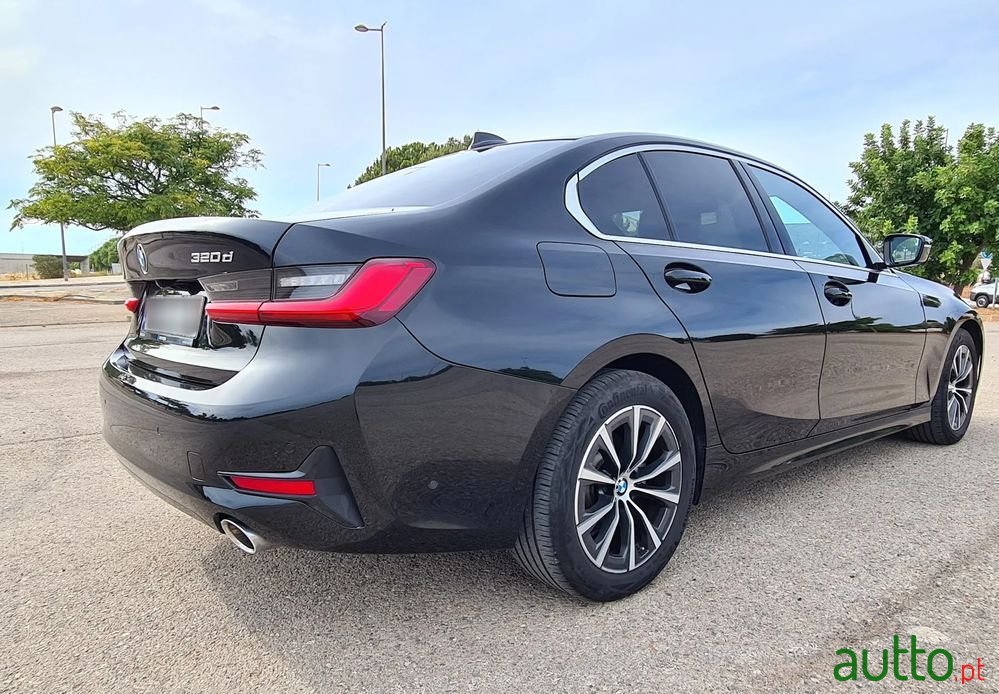 2019' BMW Série 3 D Auto photo #6