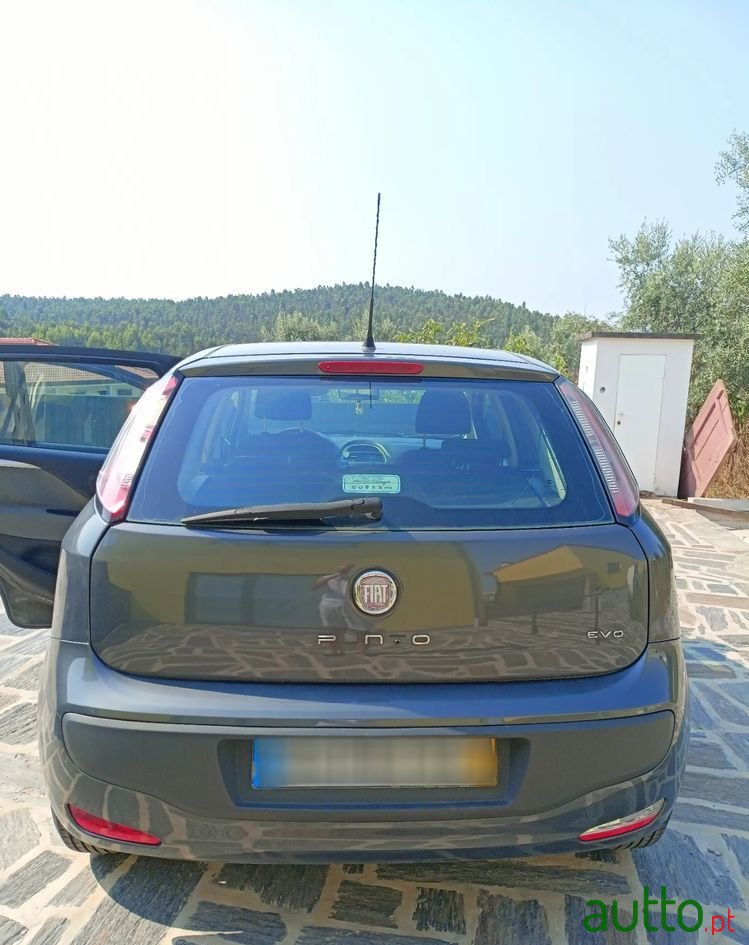 2011' Fiat Punto Evo 1.3 M-Jet Dynamic photo #3