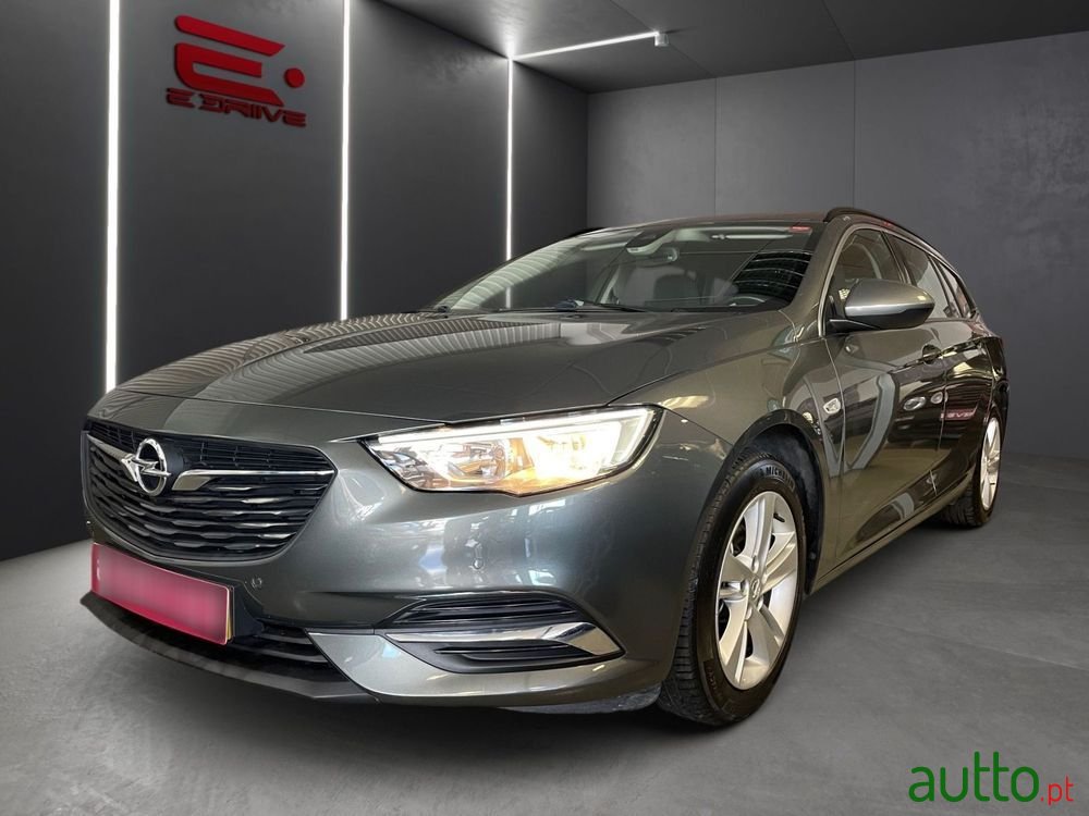 2018' Opel Insignia Sports Tourer photo #1