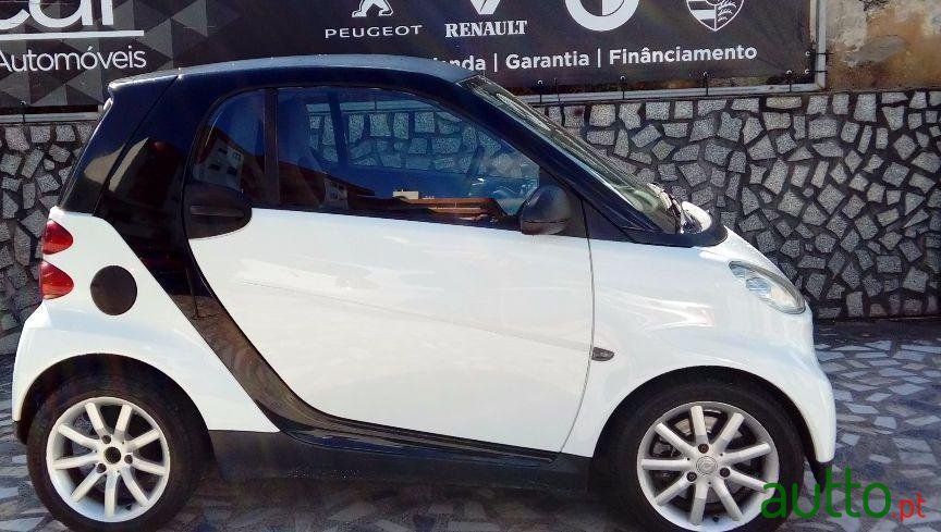 2009' Smart Fortwo Cdi photo #2