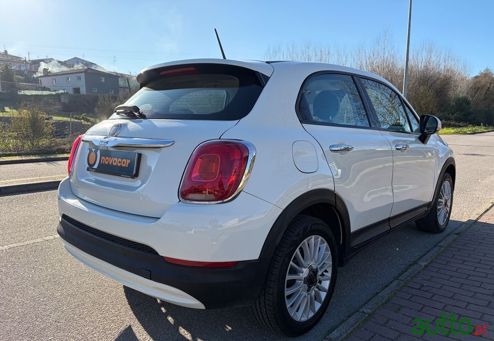 2017' Fiat 500X photo #6