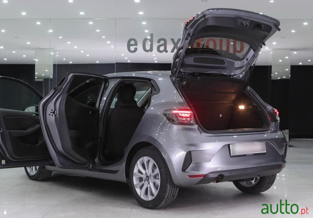 2024' Renault Clio 1.0 Tce Evolution photo #5