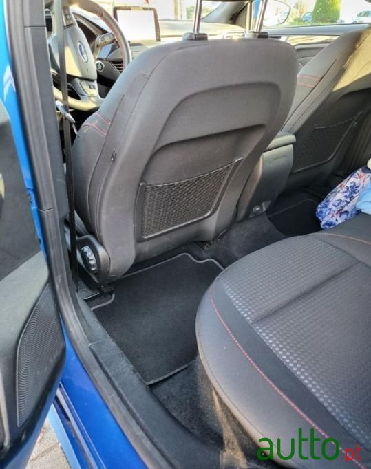 2020' Ford Focus St--Line photo #2