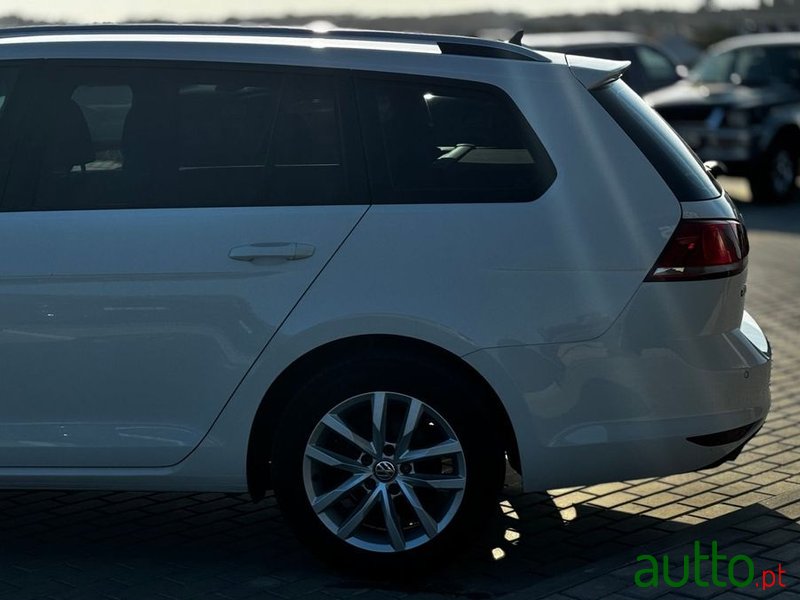 2016' Volkswagen Golf Variant photo #5