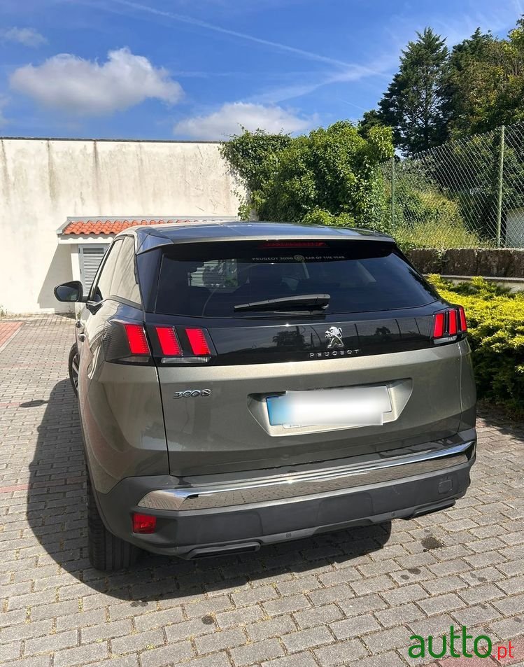 2018' Peugeot 3008 photo #2