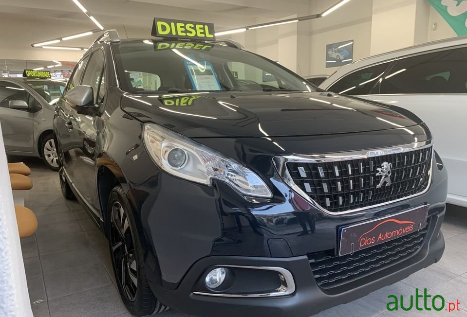 2016' Peugeot 2008 photo #1