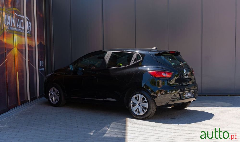2013' Renault Clio 1.2 16V 75 Gps photo #5