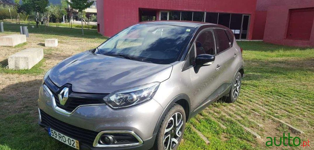2016' Renault Captur photo #1