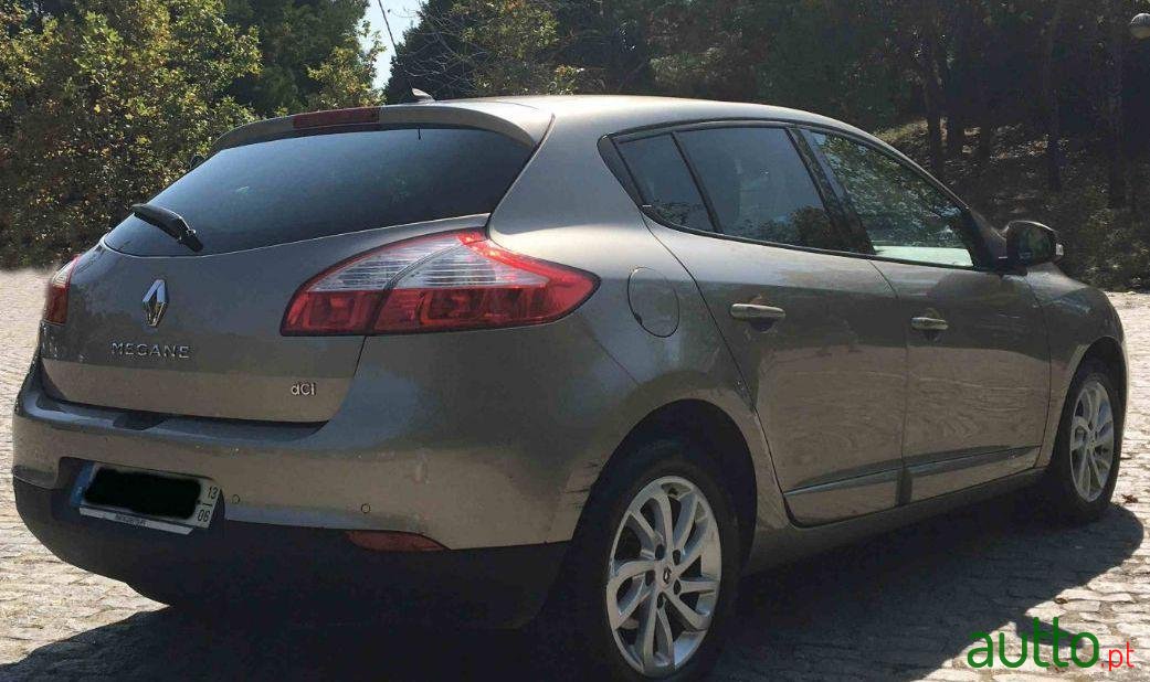 2013' Renault Megane photo #4