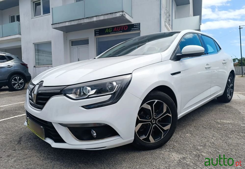 2016' Renault Megane 1.5 Dci Zen photo #1