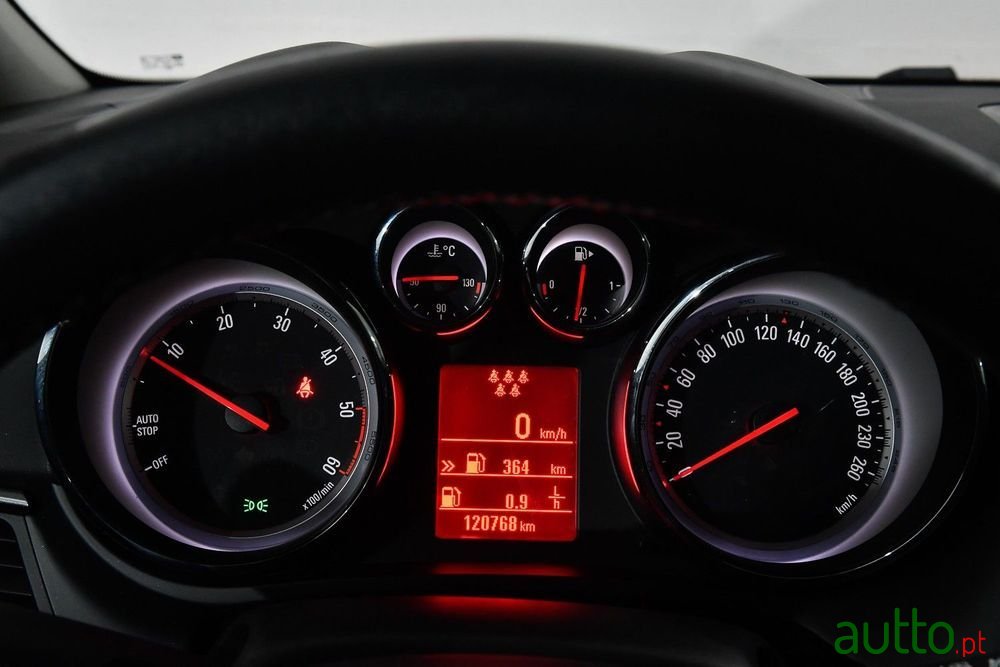 2016' Opel Zafira photo #4