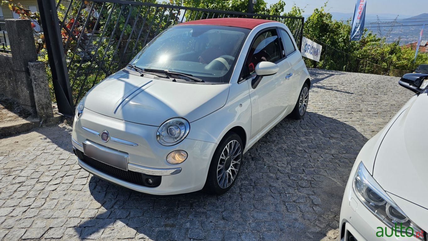 2009' Fiat 500C photo #2
