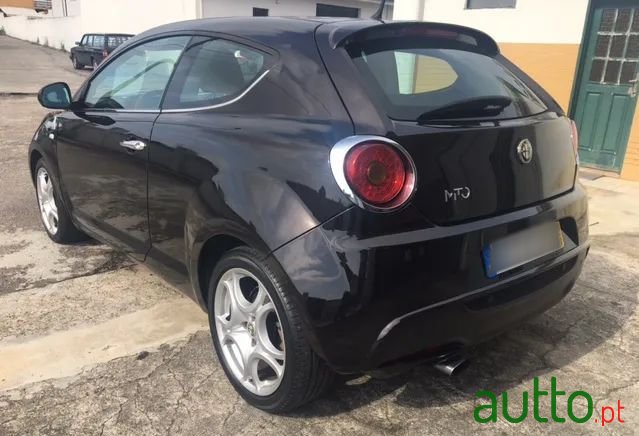 2009' Alfa Romeo MiTo 1.3 Jtd Distinctive photo #4