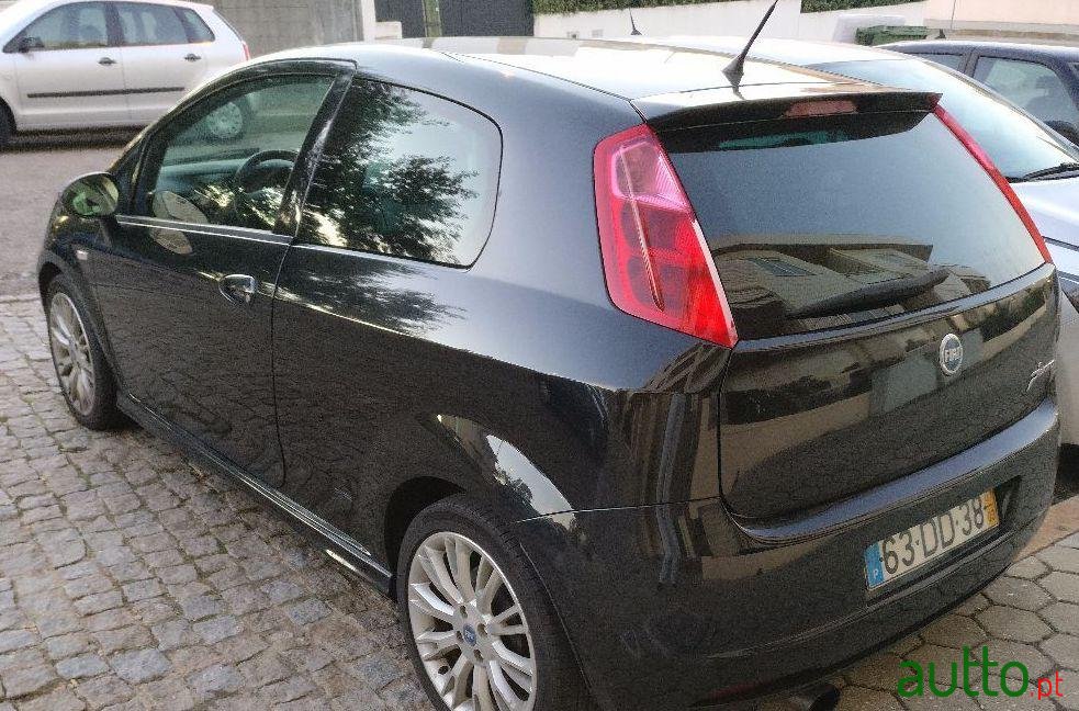 2007' Fiat Grande Punto photo #1