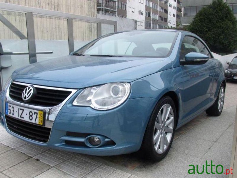 2010' Volkswagen Eos photo #2