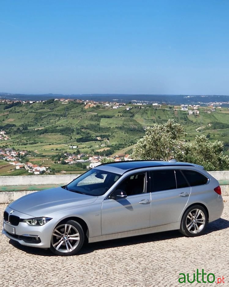 2015' BMW 320 photo #2