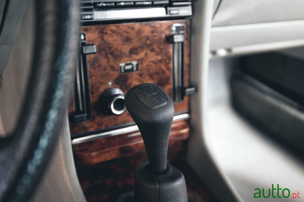 1980' Mercedes-Benz 280 photo #6