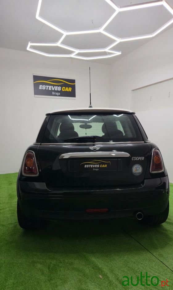 2010' MINI Cooper D 3 Portas photo #4