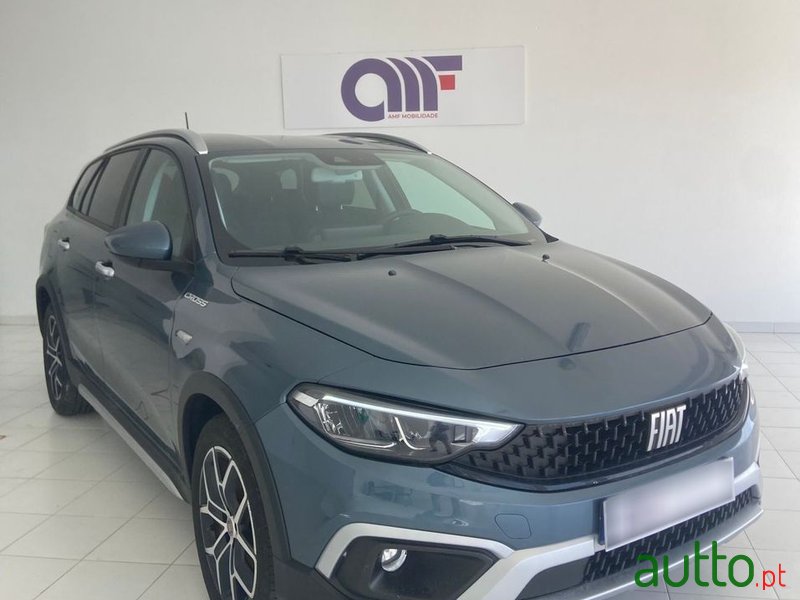 2022' Fiat Tipo Station Wagon Cross photo #1
