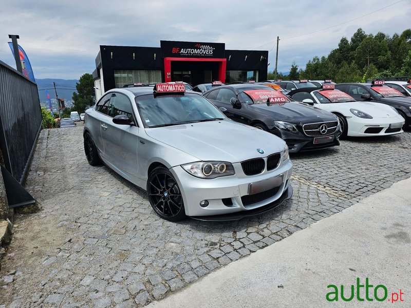 2008' BMW 120 photo #5