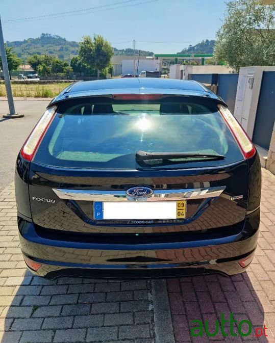 2009' Ford Focus photo #5