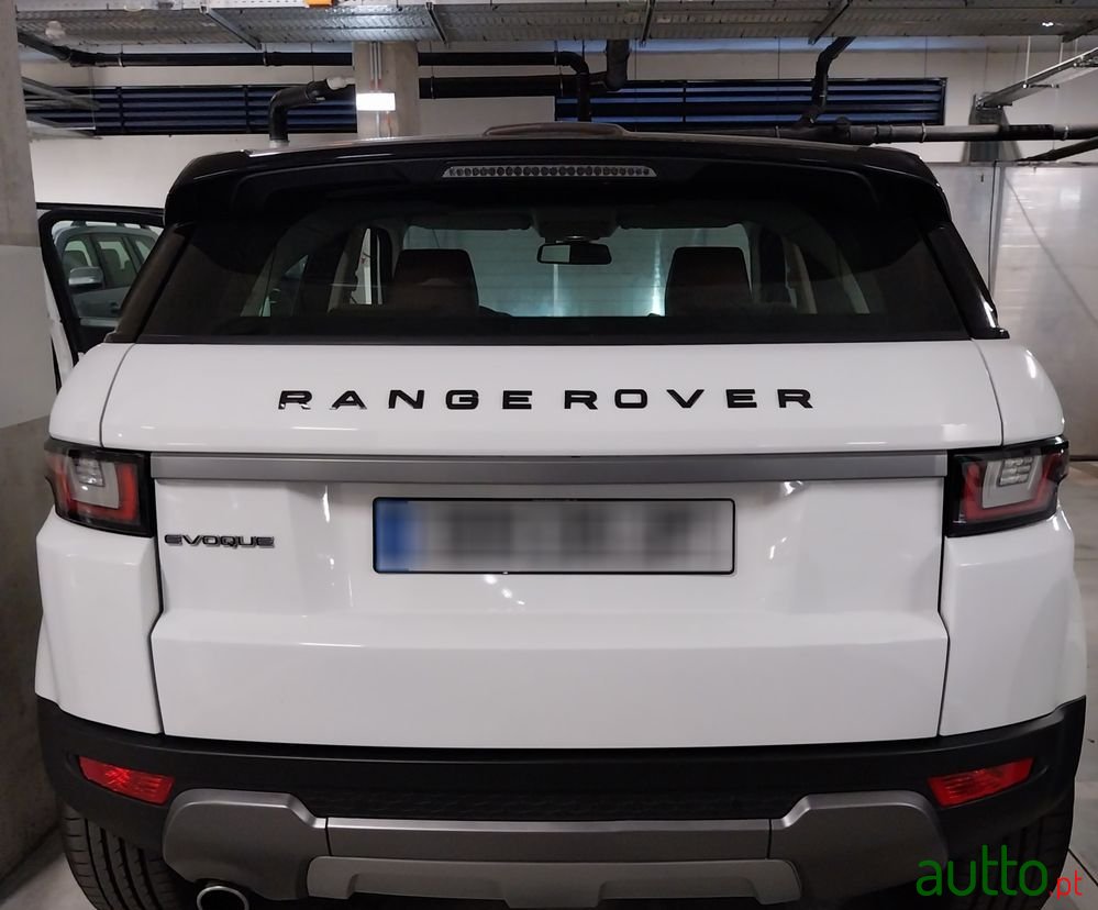 2014' Land Rover Range Rover Evoque photo #5