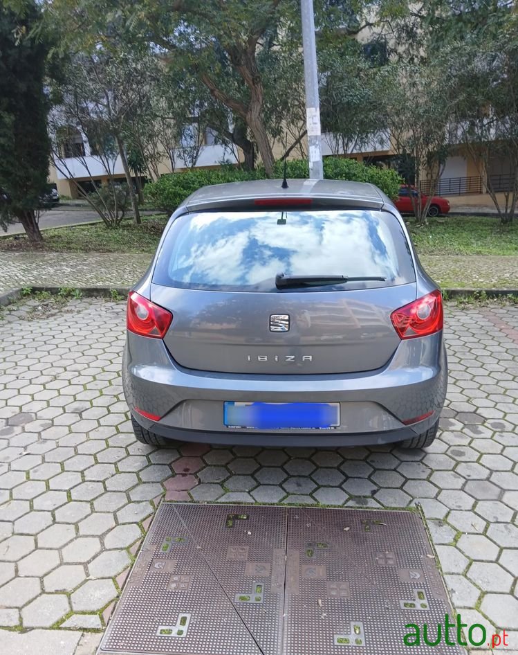 2015' SEAT Ibiza 1.2 12V I-Tech photo #2