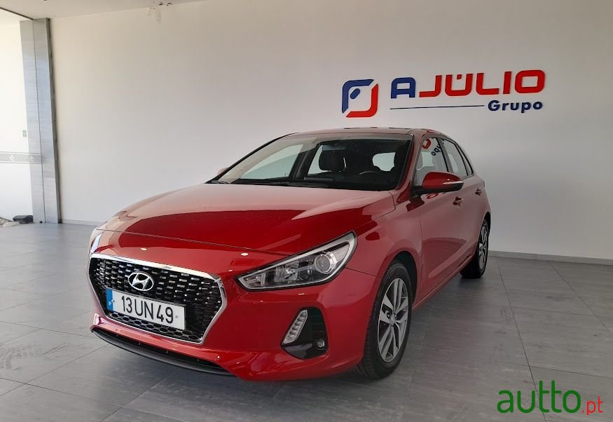 2018' Hyundai i30 photo #2
