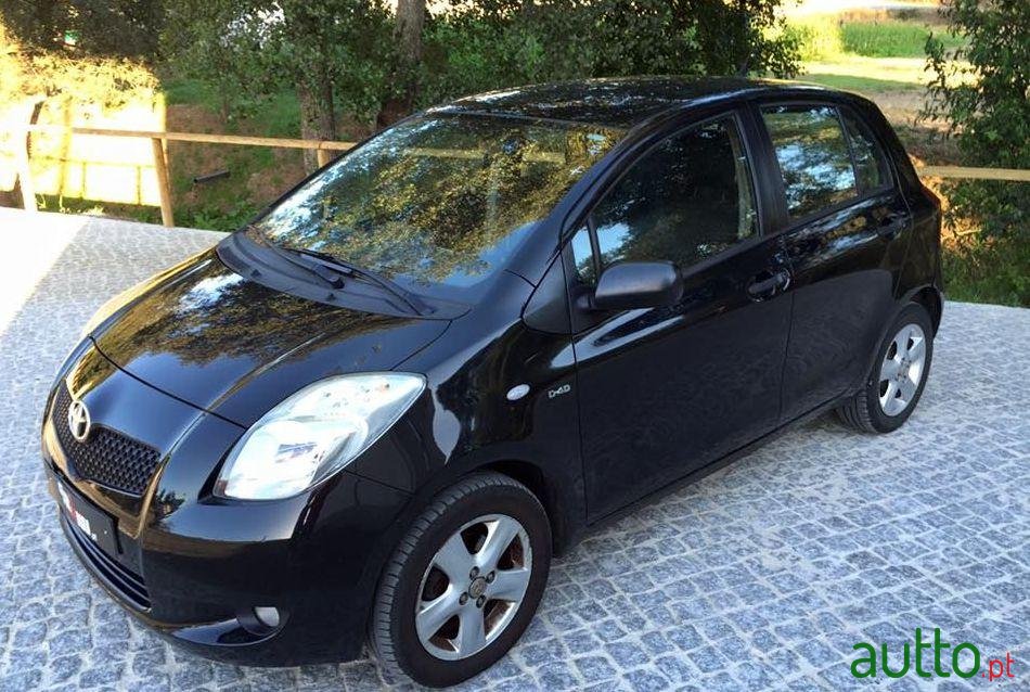 2010' Toyota Yaris 1.4 D-4D Comfort+Ac photo #2