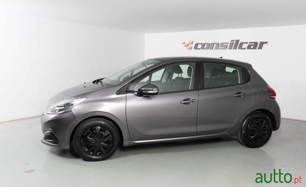 2019' Peugeot 208 1.2 Puretech Access photo #6