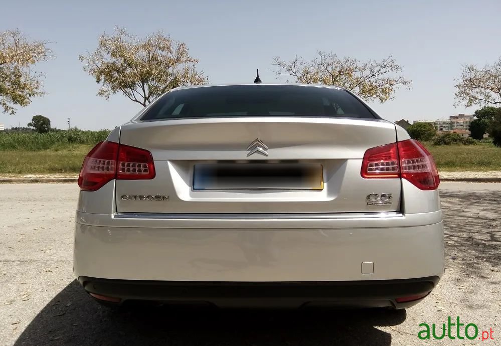 2009' Citroen C5 photo #2
