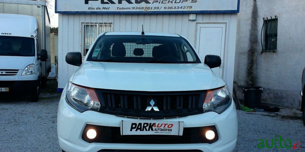 2016' Mitsubishi L200 photo #2