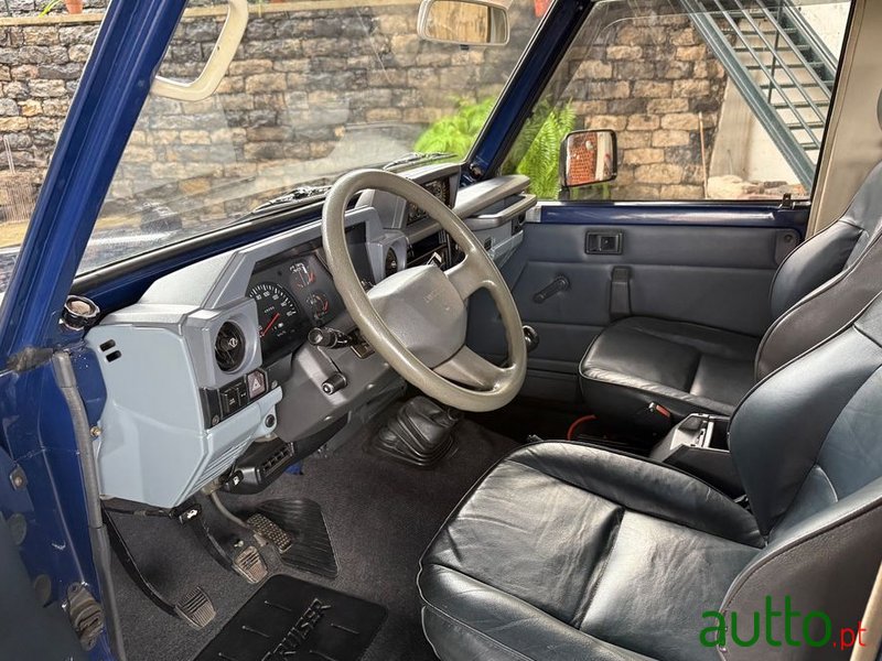 1988' Toyota Land Cruiser 250 Td photo #5