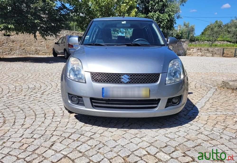 2007' Suzuki Swift 1.3 Ddis Gl photo #4