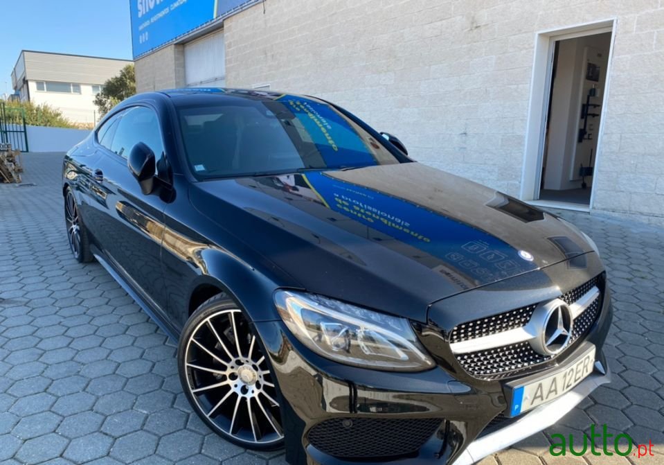 2016' Mercedes-Benz C-250 photo #2