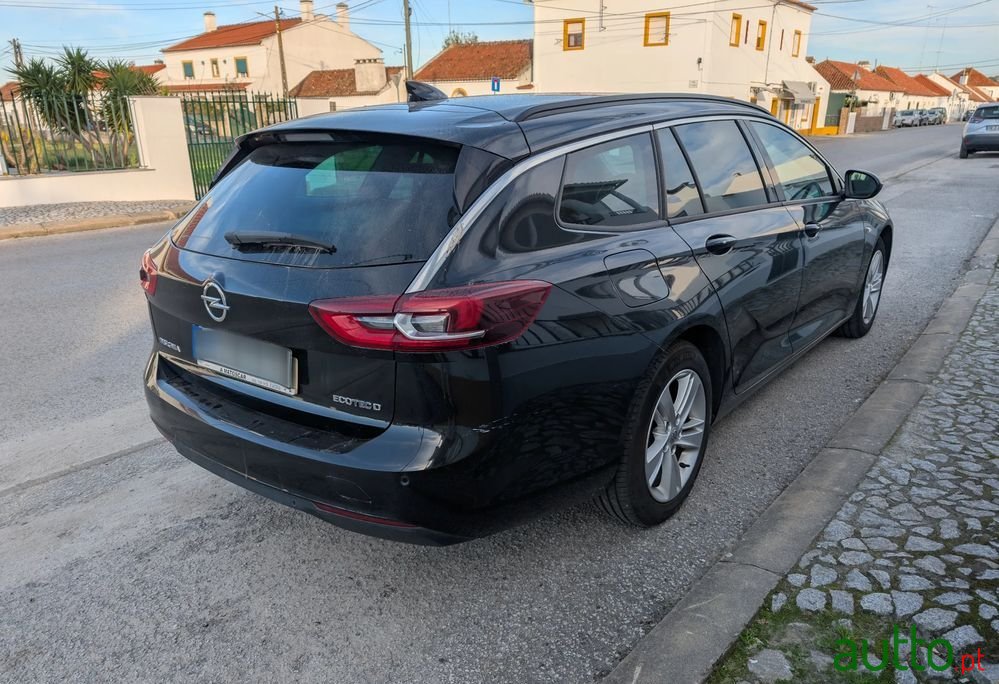 2017' Opel Insignia Sports Tourer photo #2