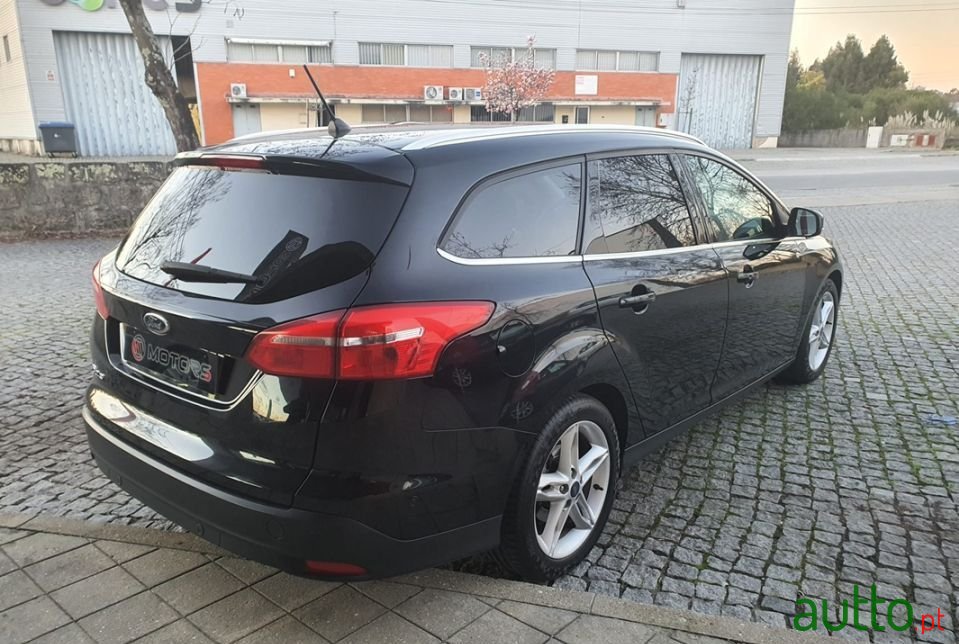 2017' Ford Focus Sw photo #5