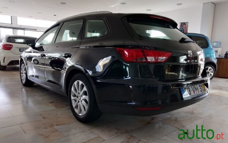 2015' SEAT Leon St photo #4