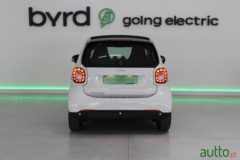 2017' Smart Fortwo Electric Drive Prime photo #5