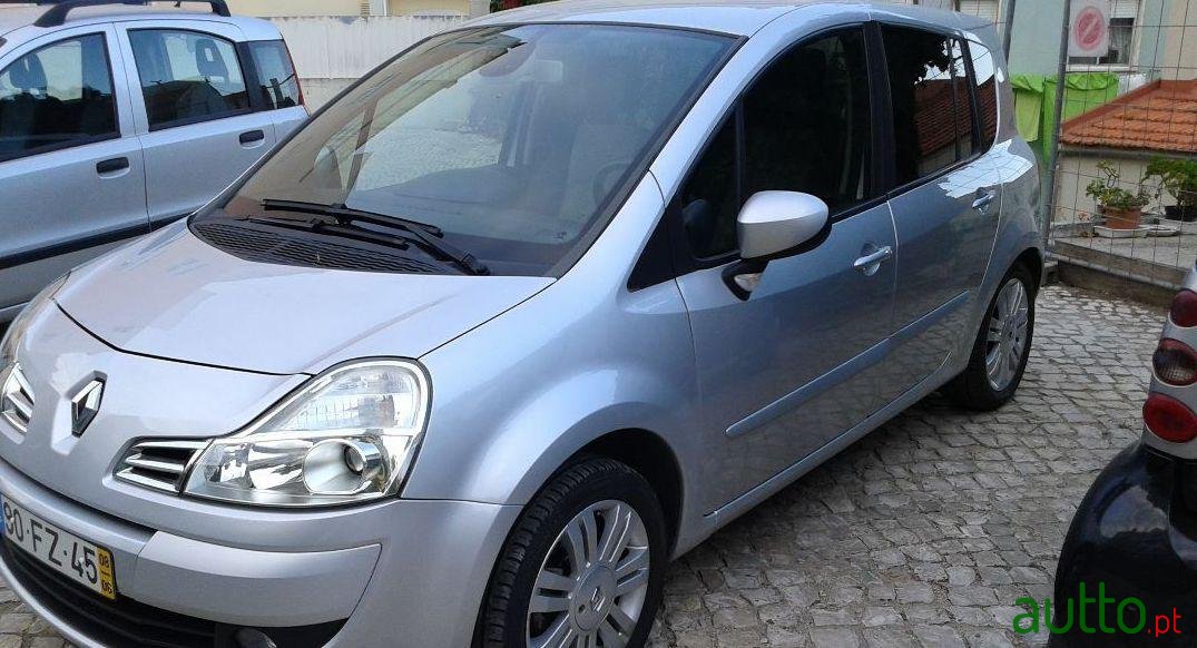 2008' Renault Grand-Modus photo #2
